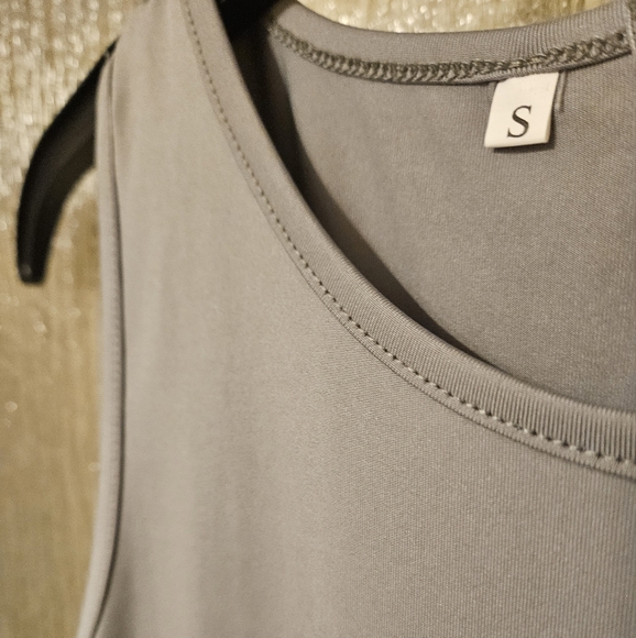 Pretty gray dress with buttons, size small - Picture 4 of 5